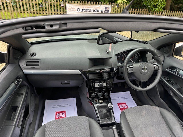 2010 Vauxhall Astra 1.8 VVT Design 2dr CONVERTIBLE Petrol Manual