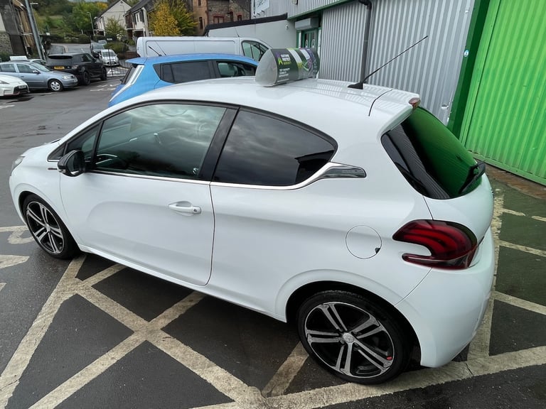 2015 Peugeot 208 1.6 BlueHDi GT Line Hatchback 3dr Diesel Manual Euro 6 (s/s)