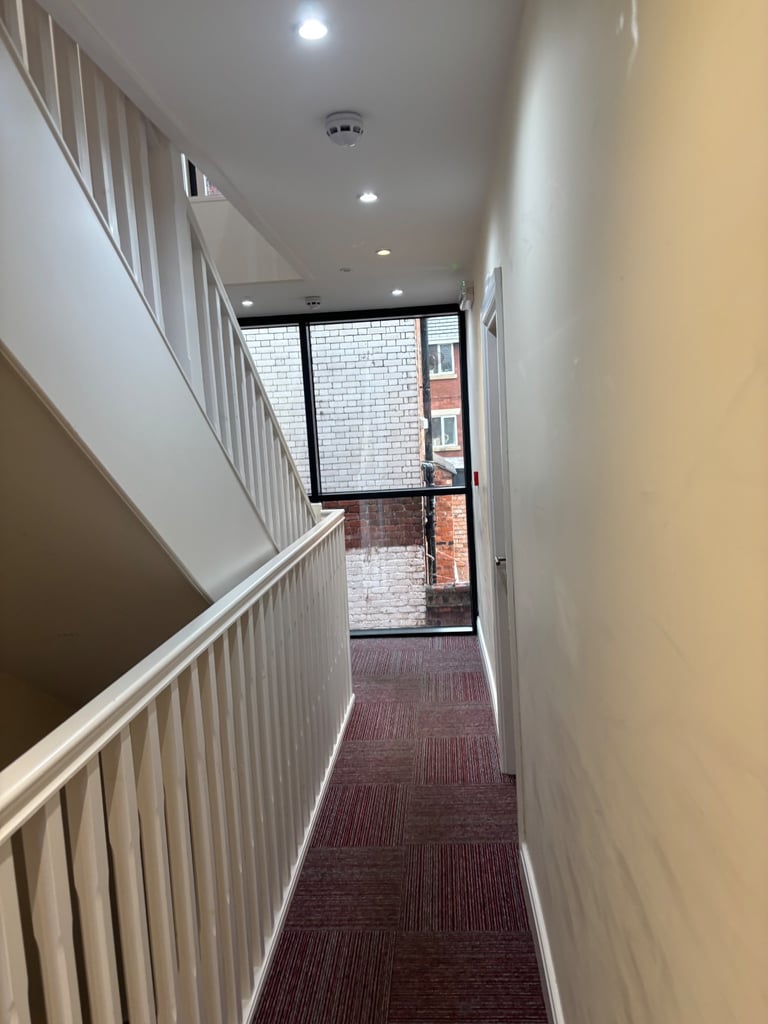 Modern one bed unfurnished flat
