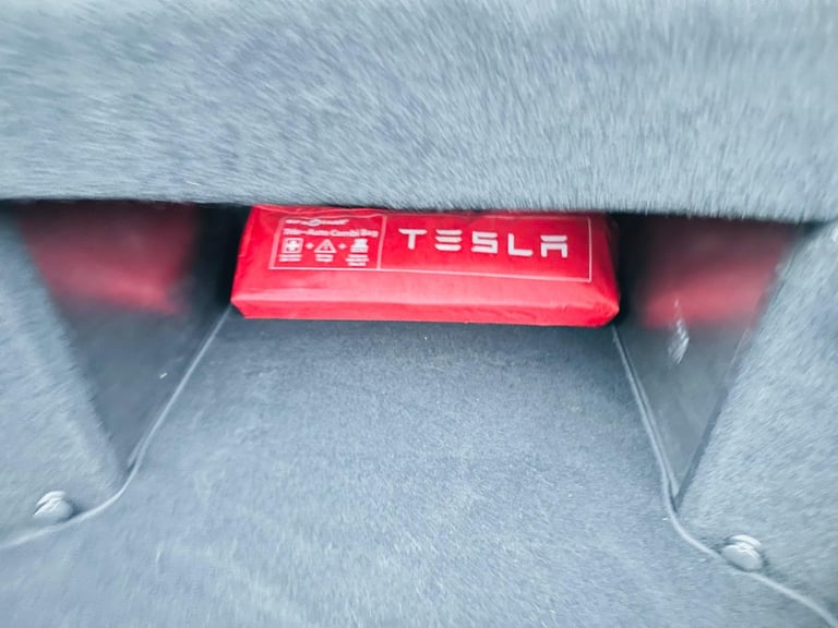 2014 Tesla Model S 85 Auto 5dr HATCHBACK Electric Automatic