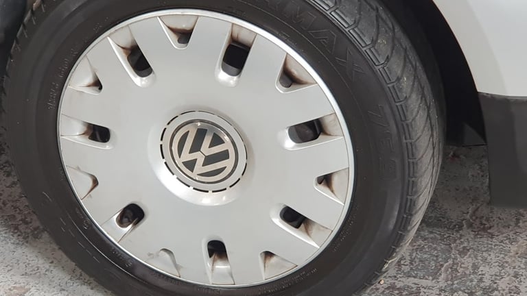 Volkswagen Fox 1.2 * GENUINE 32,000 MILES* FULL V/W S/HISTORY * 1 OWNER FROM NEW