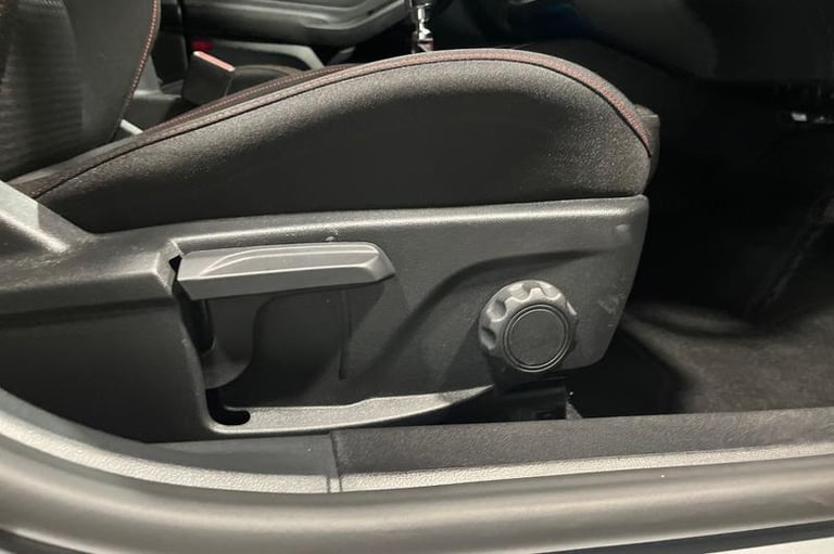 2024 Ford Focus 1.0 EcoBoost Hybrid mHEV ST-Line 5dr HATCHBACK PETROL Manual