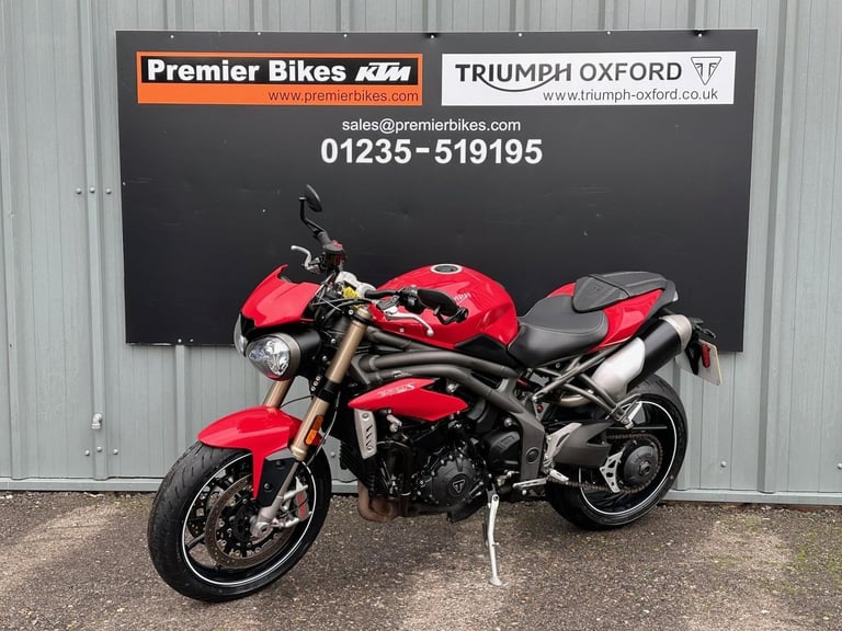 Stunning 2016/66 Triumph Speed Triple 1050 S Motorcycle