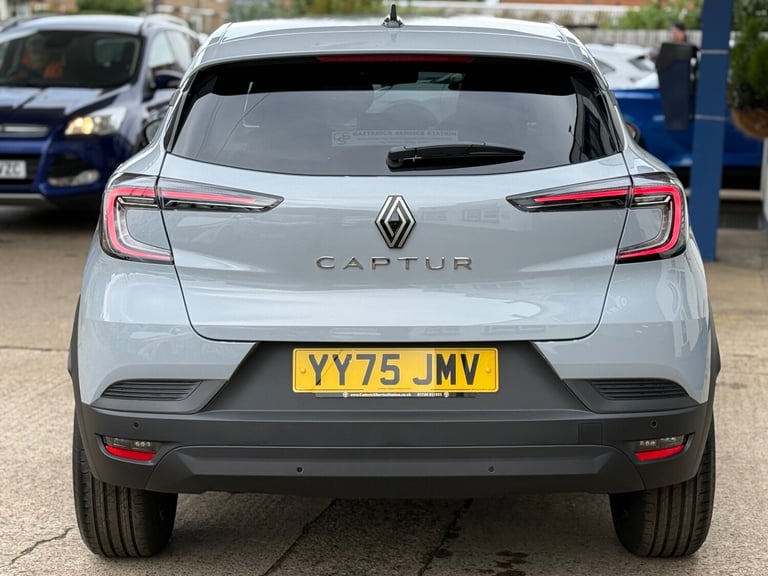 2025 Renault Captur 1.0 TCE 90 Evolution 5dr, UNDER 10 MILES, SEPTEMBER 2028 RENAULT WARRANTY,  H...