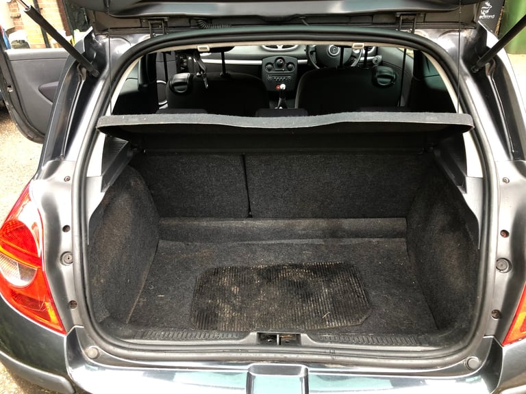 Renault, CLIO, Hatchback, 2007, Manual, 1390 (cc), 3 doors, Grey