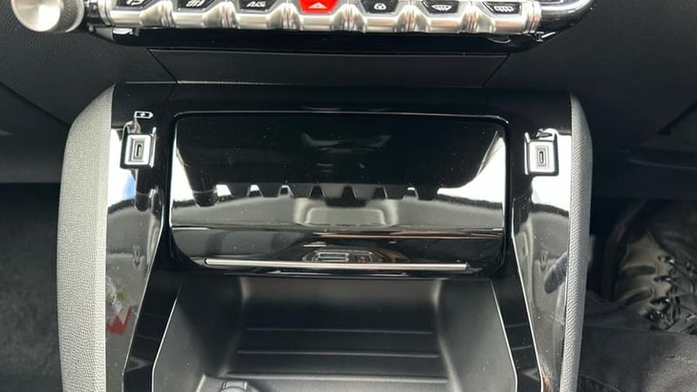 2025 Peugeot 208 1.2 HYBRID Allure Hatchback 5dr Petrol Hybrid e-DSC6 Euro 6 (s/s) (100 ps)  Hatc...