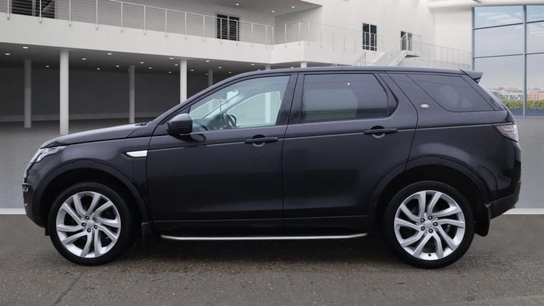 2018 Land Rover Discovery Sport 2.0 TD4 HSE SUV 5dr Diesel Manual 4WD Euro 6 (s/s) (180 ps) ESTAT...