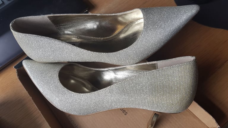 Dune court shoes size 39 