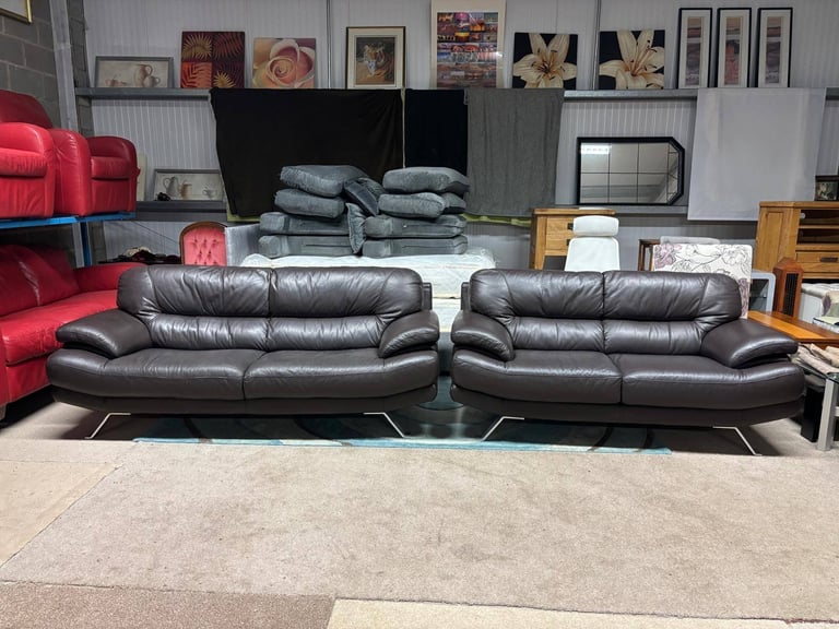 Modern Style Brown Leather 2 and 3 Seater Sofas 