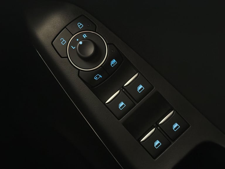 2024 Ford Puma 1.0 EcoBoost Hybrid mHEV ST-Line 5dr DCT HATCHBACK PETROL Automatic