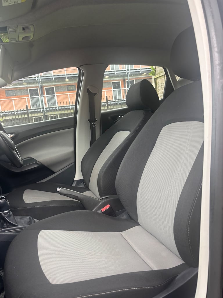 Seat, IBIZA, Hatchback, 2015, Manual, 1390 (cc), 5 doors