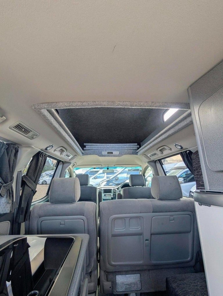 2004 TOYOTA ALPHARD CAMPERVAN