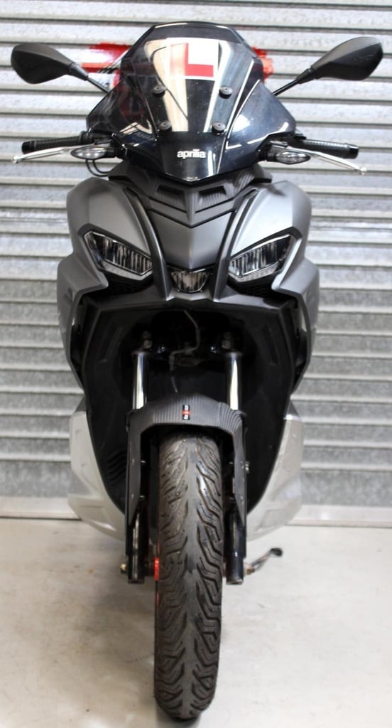 2022 22 APRILIA SR 125 GT SPORT SCOOTER LEARNER LEGAL 4K TRADE SALE NEW MOT