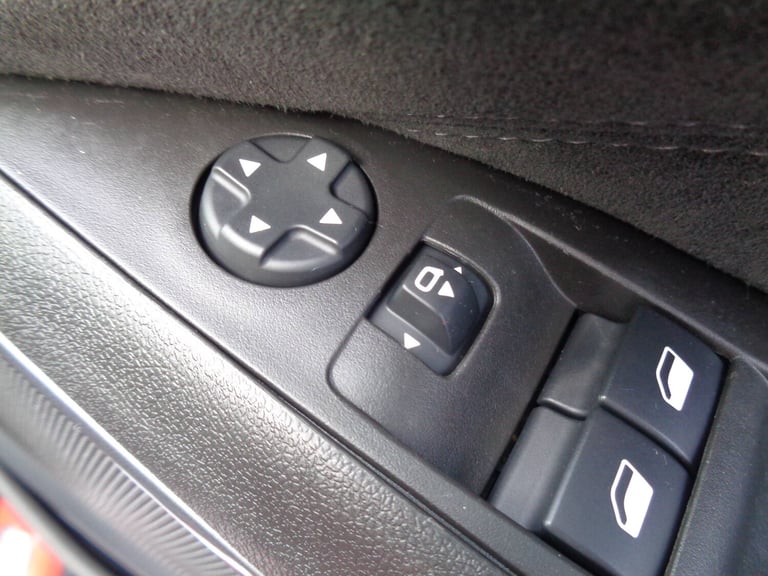 2022 Vauxhall Crossland ULTIMATE Hatchback PETROL Automatic