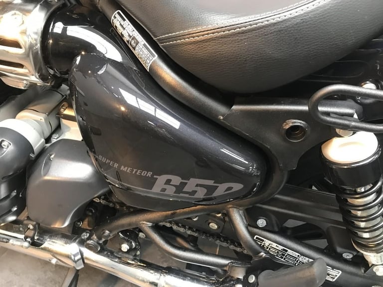 ROYAL ENFIELD SUPER METEOR 650 ASTRAL E5, 2023/23, 2929 MILES IN BLACK