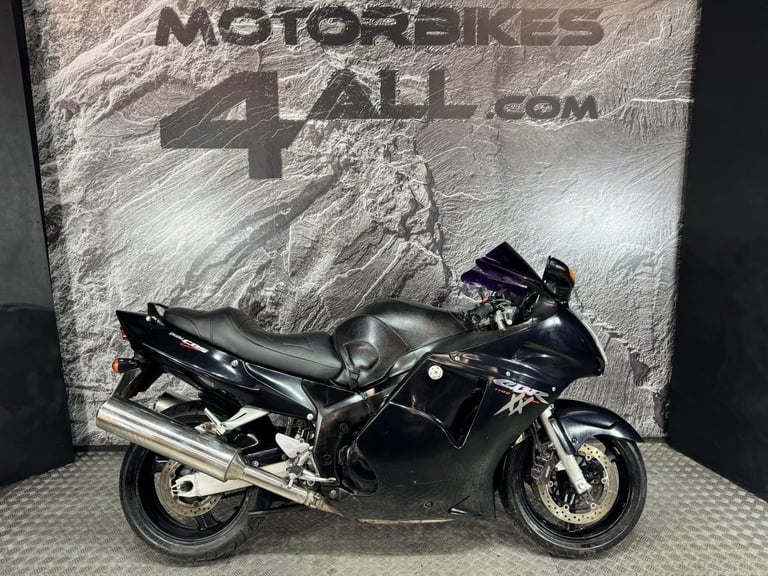 image for HONDA BLACKBIRD 1100 CBR 1100 XX SUPER BLACKBIRD 1998