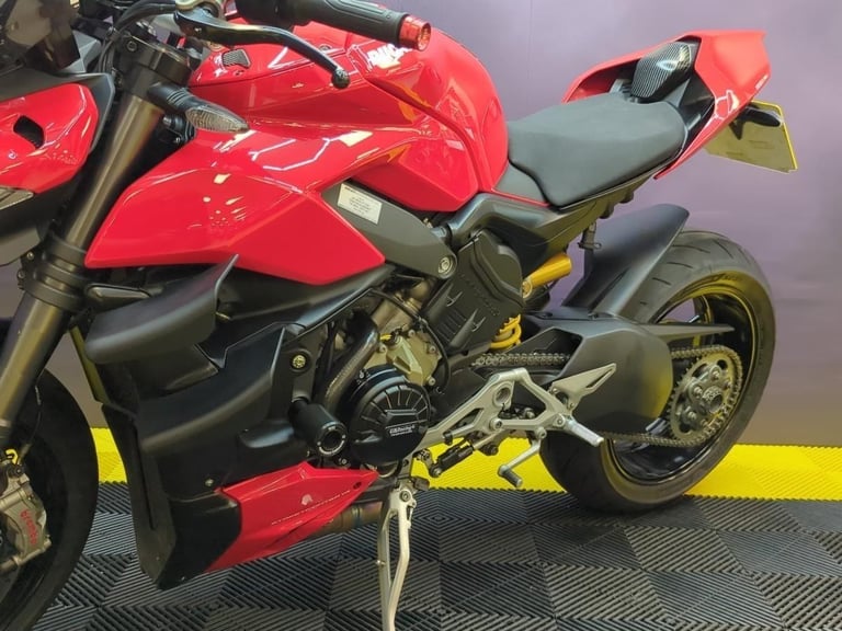 Ducati StreetFighter V4 2020 Excellent Condition FSH