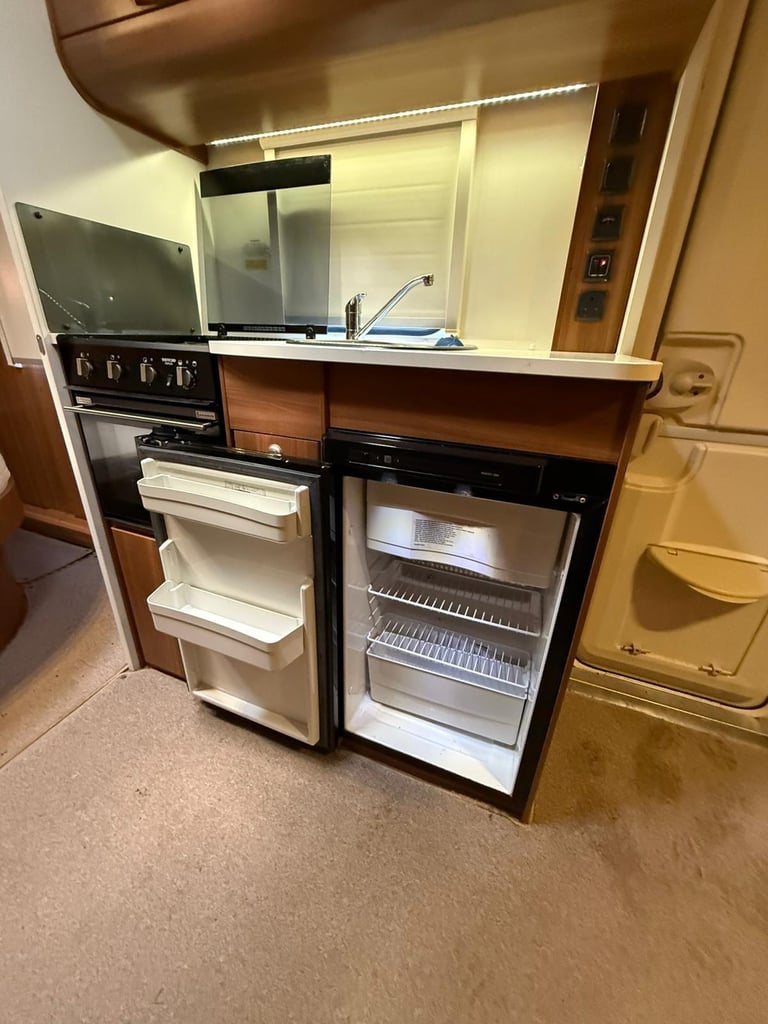 2014 ADRIA ALTEA TRENT - 4 BERTH CARAVAN 