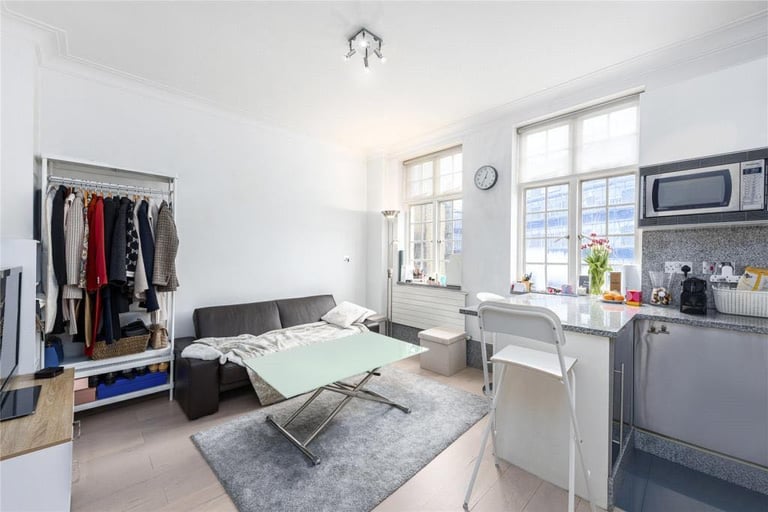 One Bedroom flat in Marylebone High Street Available now!!