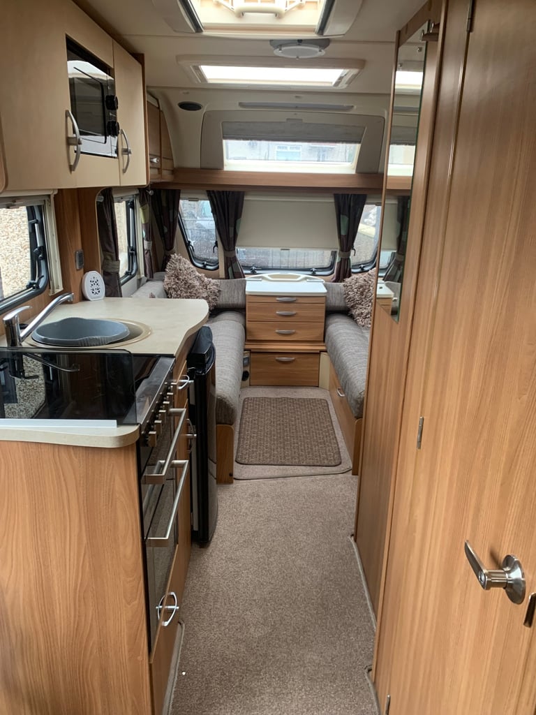 Swift Challenger Sport 586 - 6 Berth Caravan