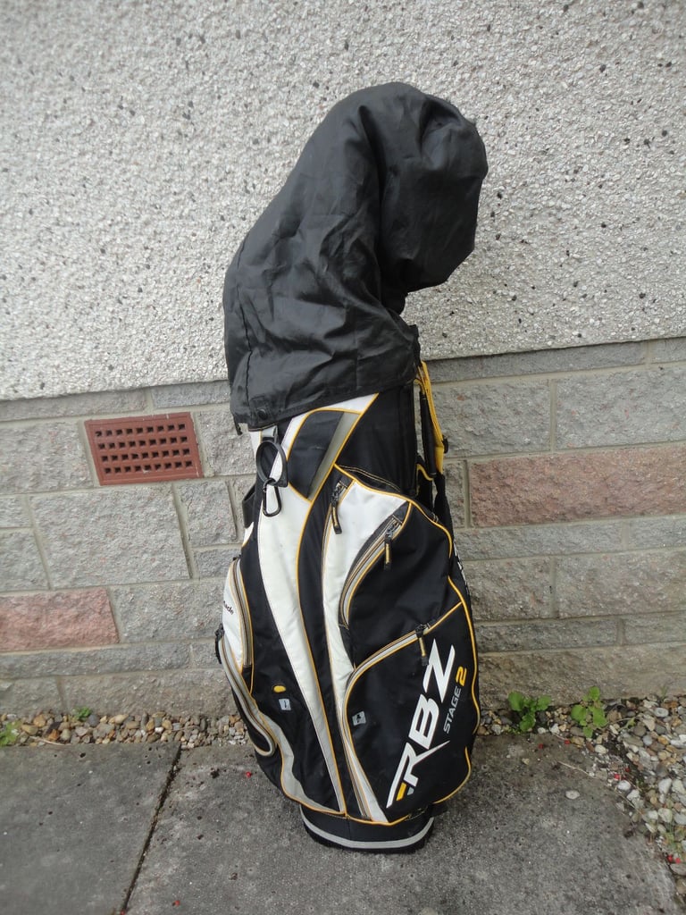 Golf bags, taylormade, mizuno, and ping £75 each