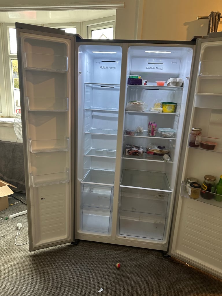 Fridge freezer 