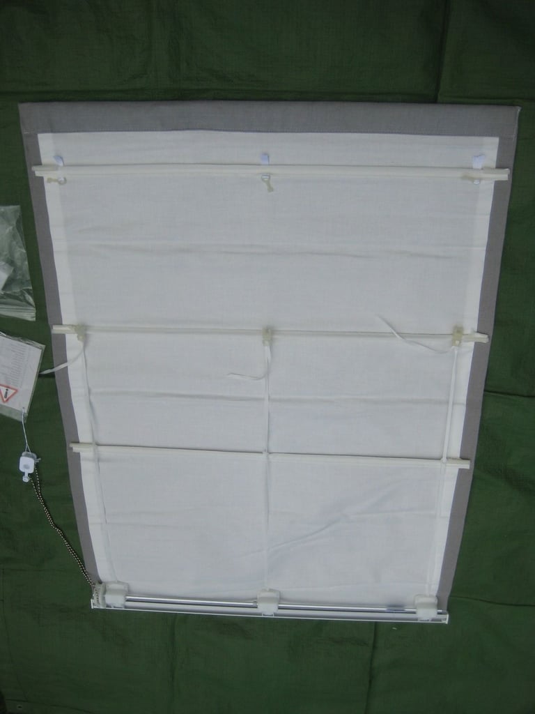 BRAND NEW Laura Ashley High Quality Pale Charcoal Roman Lined Blind 101 cm Drop & 75 cm Wide for £10