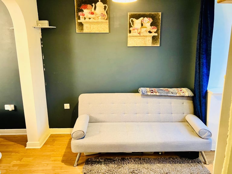 Beautiful 3 bedrooms detached house for rent 