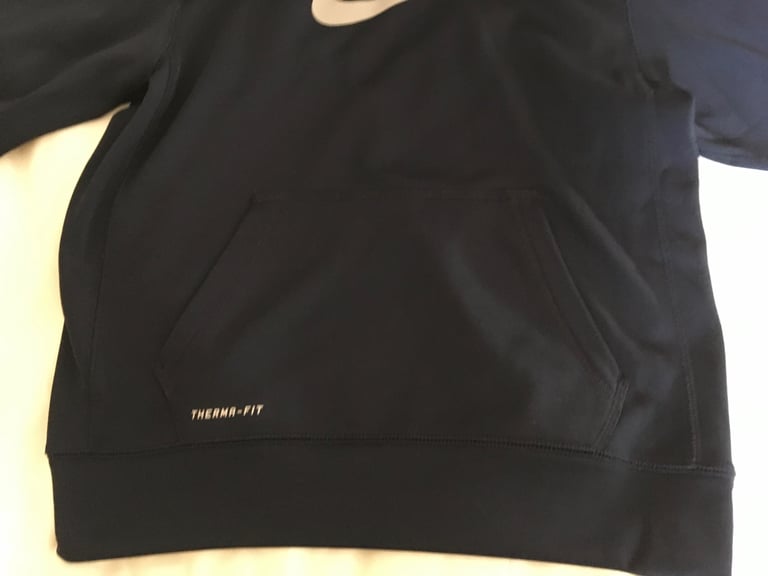 Boys Nike Therma-Fit Hoodie Size M