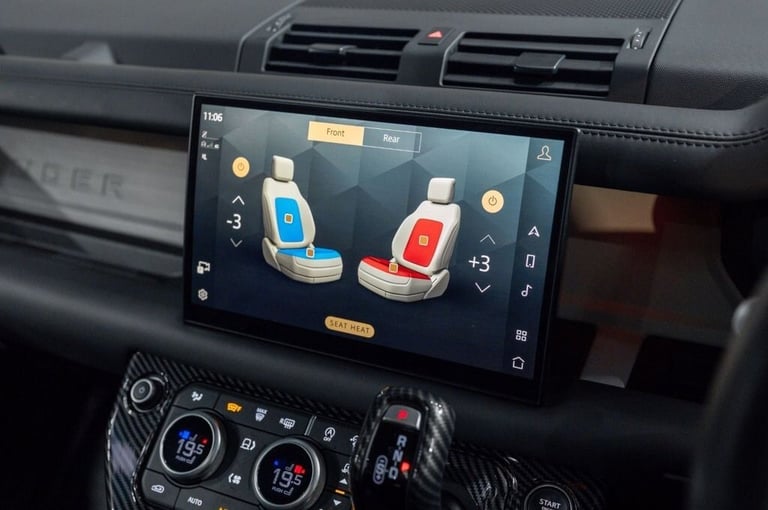 2023 Land Rover Defender 3.0 D300 MHEV X-Dynamic HSE SUV 5dr Diesel Auto 4WD Euro 6 (s/s) (300 ps...