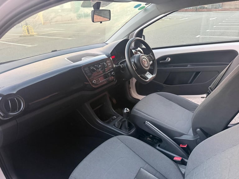 2014 Volkswagen up! 1.0 Move up! Euro 5 3dr HATCHBACK Petrol Manual