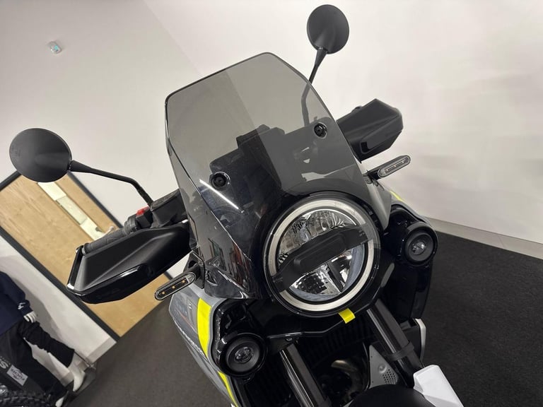 2025 Husqvarna Street NORDEN 901 Petrol grey 6 Speed