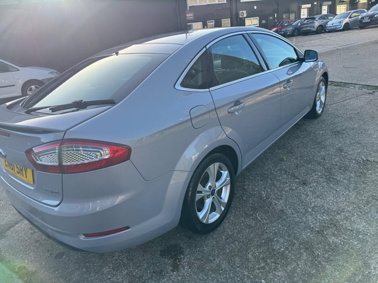 2012 Ford Mondeo 1.6 TDCi ECOnetic Titanium X Euro 5 (s/s) 5dr HATCHBACK Diesel Manual