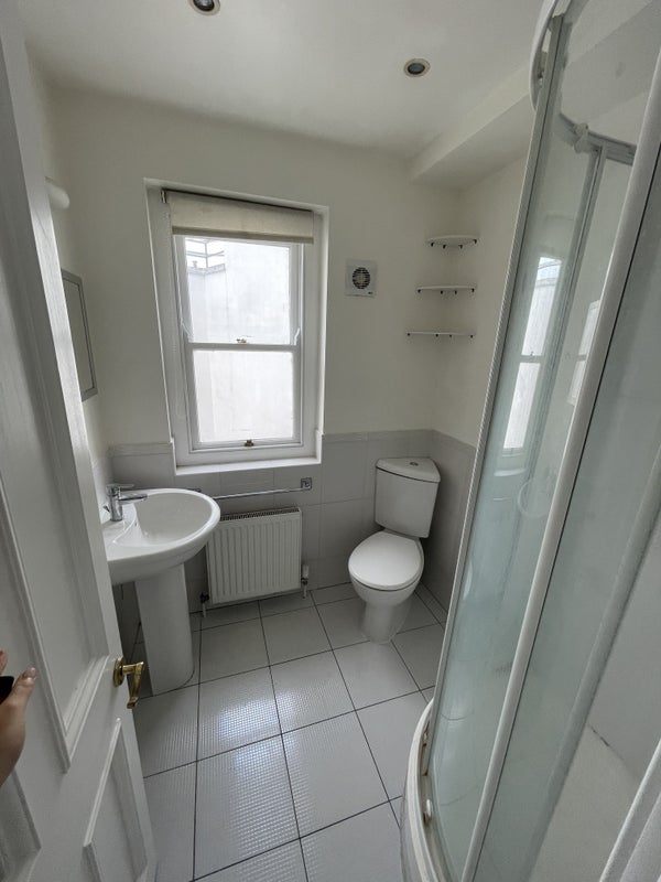 💫 Amazing Room In Canary Wharf - Available Now ‼️