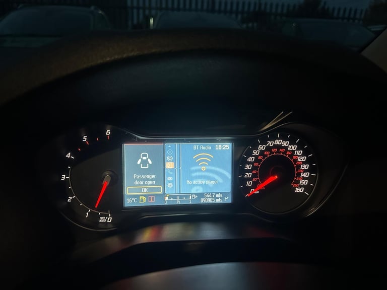 2014 Ford Mondeo 2.0 TDCi 140 Titanium X Business Ed 5dr Powershift HATCHBACK DIESEL Automatic