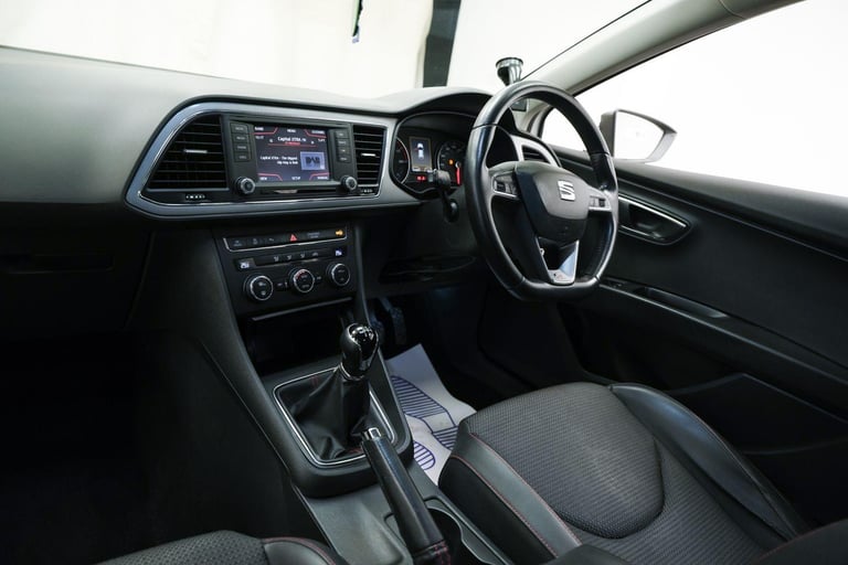 2013 SEAT Leon 1.8 TSI FR 3dr [Technology Pack] HATCHBACK PETROL Manual