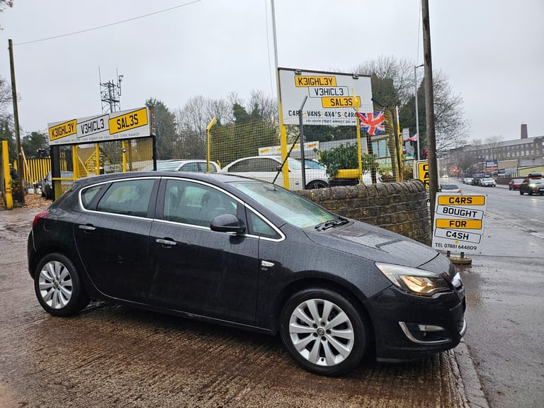 2012 Vauxhall Astra 1.6i 16V Elite 5dr HATCHBACK Petrol Manual