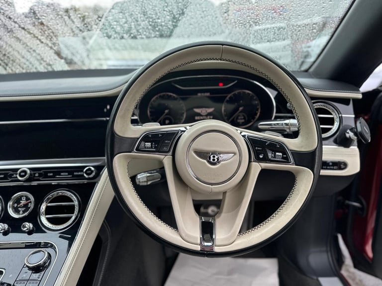 2020 (70) BENTLEY CONTINENTAL GTC 4.0 V8 2dr Auto