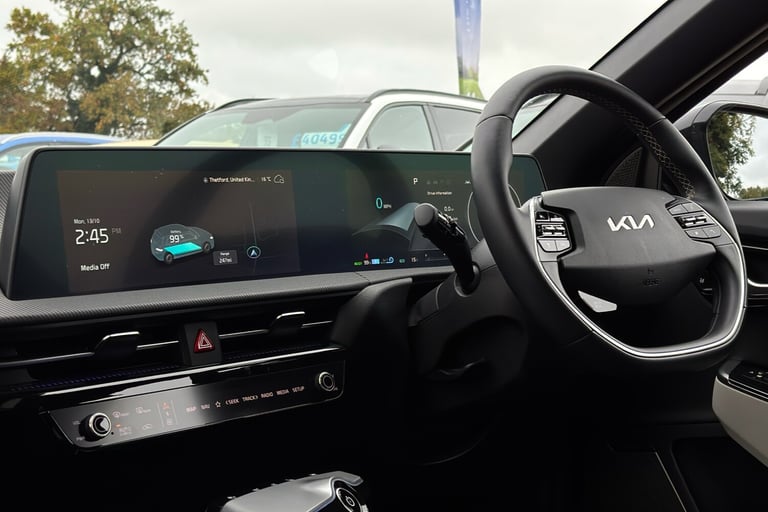  Kia Ev6 77.4kwh Gt Line S Hatchback 5dr Electric Auto Awd 320 Bhp Electric
