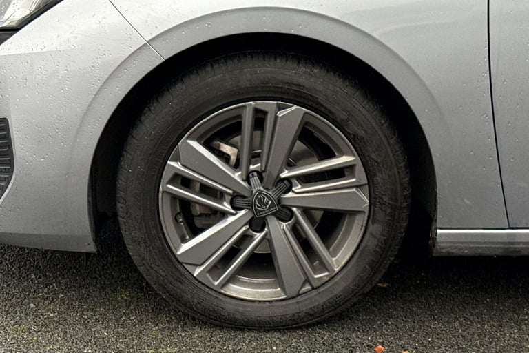 2023 Peugeot 308 1.2 PureTech Active Premium EAT Euro 6 (s/s) 5dr Hatchback Automatic