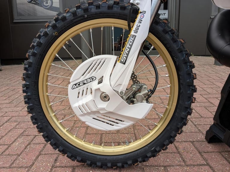 YAMAHA YZ 250 2 STROKE - 70TH ANNIVERSARY DOC WOB VMXDN REPLICA - MIKE BROWN