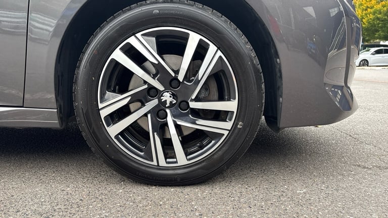 2022 Peugeot 208 1.2 PureTech 100 Allure Premium + 5dr Petrol Hatchback Hatchback Petrol Manual