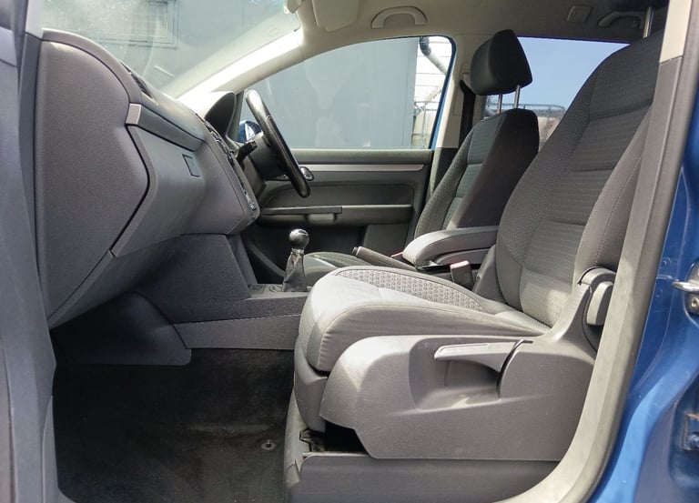 2006 Volkswagen touran se tdi 1.9 diesel 7 seater - mot december 2025