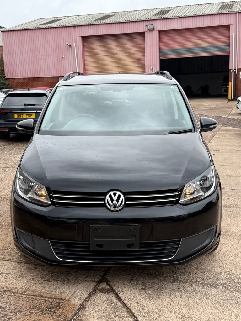 2013 Volkswagen Touran 1.4 Tsi Bluemotion 7 Seater MPV Petrol Automatic
