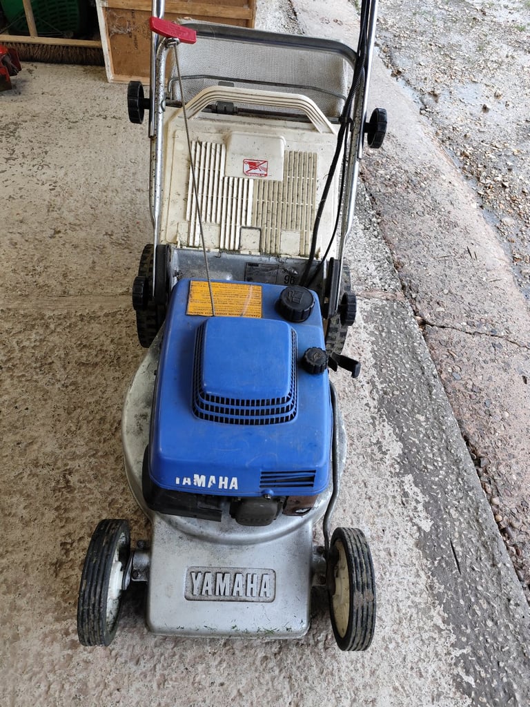 Yamaha petrol lawn mower