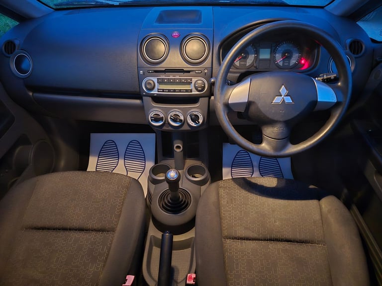 Mitsubishi, COLT, Hatchback, 2009, Manual, 1124 (cc), 5 doors