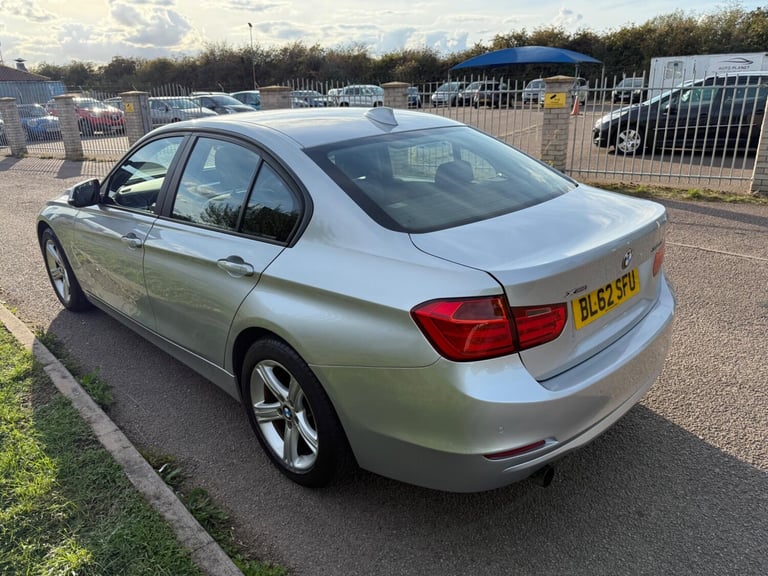  BMW 3 Series 2.0 320i SE Auto xDrive Euro 5 (s/s) 4dr Petrol Automatic
