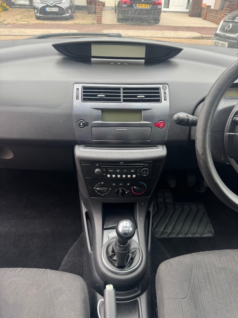 Citroen, C4, Hatchback, 2009, Manual, 1587 (cc), 5 doors