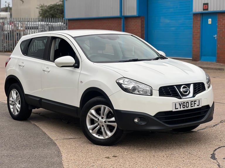 Nissan Qashqai 1.6 Acenta 2WD Euro 5 (s/s) 5dr Petrol Manual - Image 12
