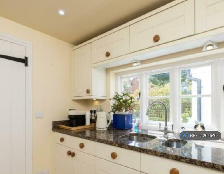 2 bedroom house in Keytes Lane, Barford, Warwick, CV35 (2 bed) (#2646462)